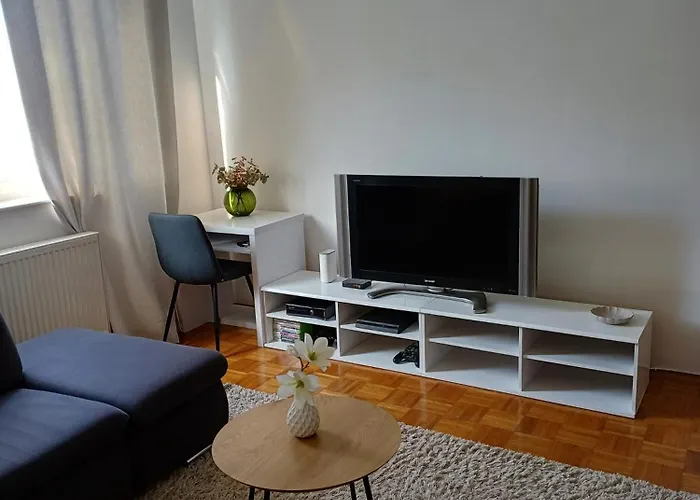 Apartment May *