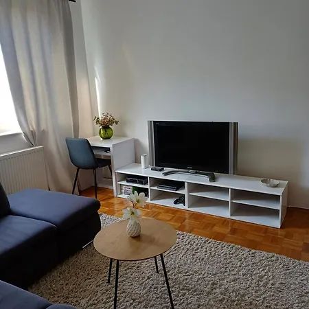 Apartament May *